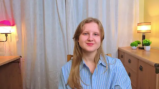 Snapshot of VickieTennis chatting on April 2, 2026, 7:42 pm VickieTennis online show from April 2, 2026, 7:42 pm