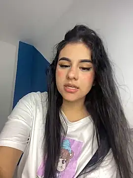 Gabyfosterr   online show from April 5, 2026, 2:51 am