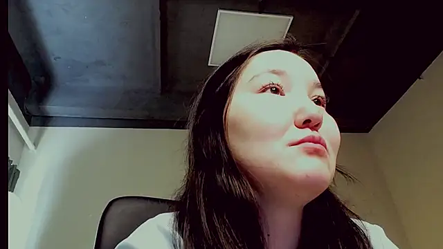 CamilaMartiez online show from May 22, 2026, 1:09 pm