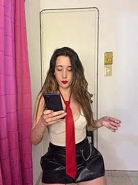 AlissonDavenport online show from May 7, 2026, 9:07 pm