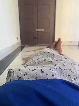 like a nud online show from April 5, 2026, 11:50 am