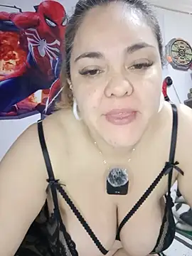 Natashablade   online show from June 14, 2026, 2:29 pm