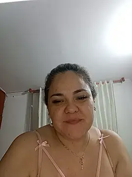 Natashablade   online show from May 30, 2026, 1:56 am