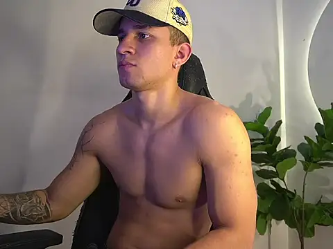 Thin tommy01 online show from May 2, 2026, 12:49 am