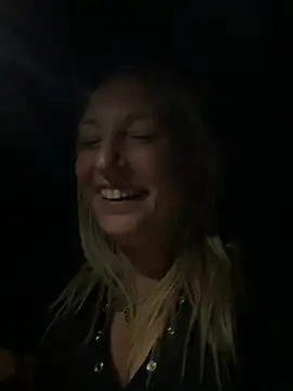 sweetkacibaby online show from May 6, 2026, 2:15 am
