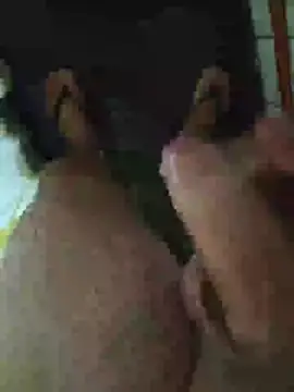 elsabandija696 online show from April 9, 2026, 1:40 am