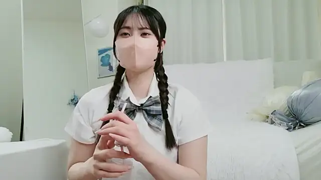 Reina 788 online show from May 8, 2026, 1:31 am