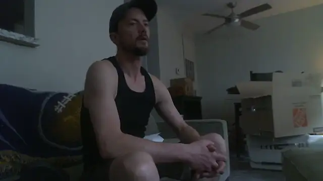 MascChaser4Bear online show from March 26, 2026, 8:40 pm