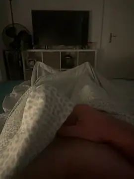 cum king75 online show from June 29, 2026, 6:09 am
