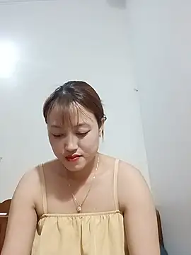 -Bitilu- online show from June 12, 2026, 2:04 pm