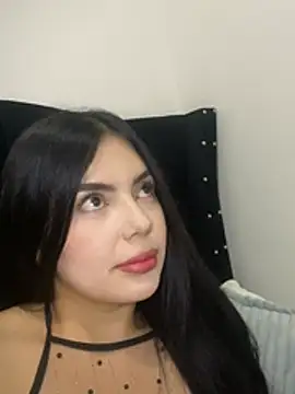 Snapshot of Cami_olarte chatting on May 23, 2026, 4:44 am Cami olarte online show from May 23, 2026, 4:44 am