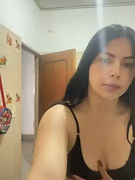 Cami olarte online show from July 7, 2026, 1:14 pm