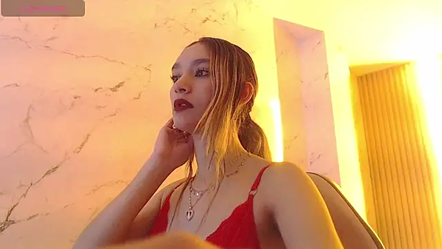 Snapshot of Paulin_roses_tf chatting on May 31, 2026, 1:39 pm Paulin roses tf online show from May 31, 2026, 1:39 pm