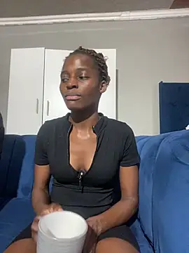 DarkChocolateSlender  online show from May 4, 2026, 2:53 pm