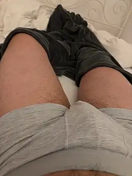 justin2787 online show from April 2, 2026, 11:00 pm