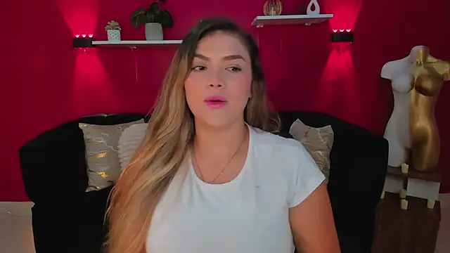 Sofia Velvetx online show from April 28, 2026, 1:48 pm