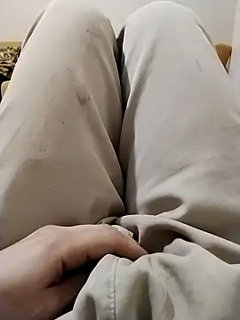 Snapshot of y2561 chatting on March 27, 2026, 8:54 pm y2561 online show from March 27, 2026, 8:54 pm