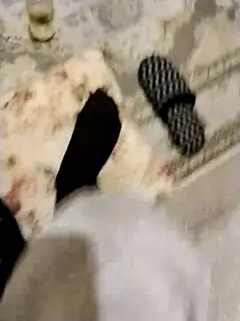 Snapshot of y2561 chatting on April 2, 2026, 5:47 am y2561 online show from April 2, 2026, 5:47 am