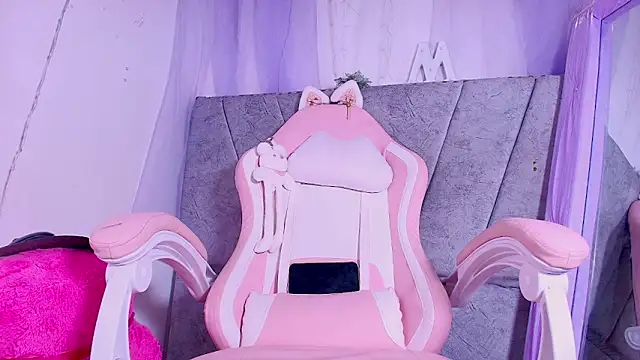 Snapshot of Dulce_tammyy chatting on March 27, 2026, 1:45 pm Dulce tammyy online show from March 27, 2026, 1:45 pm