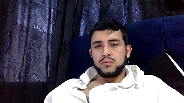 Snapshot of derek_smiith chatting on June 10, 2026, 10:00 pm derek smiith online show from June 10, 2026, 10:00 pm