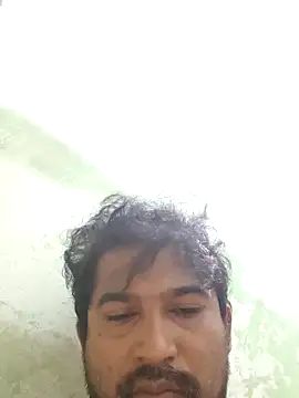 Snapshot of varun2184 chatting on April 6, 2026, 6:14 am varun2184 online show from April 6, 2026, 6:14 am