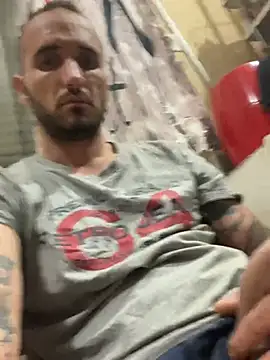 Snapshot of pezol9193 chatting on March 30, 2026, 11:39 pm pezol9193 online show from March 30, 2026, 11:39 pm