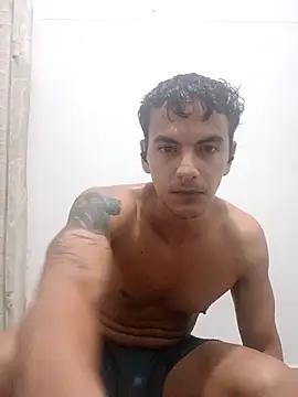 Snapshot of Heartsarm chatting on April 5, 2026, 6:53 am Heartsarm online show from April 5, 2026, 6:53 am