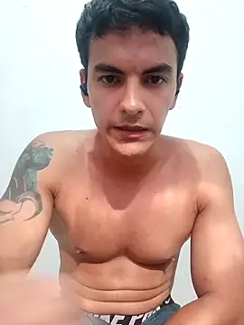 Snapshot of Heartsarm chatting on March 31, 2026, 8:44 pm Heartsarm online show from March 31, 2026, 8:44 pm