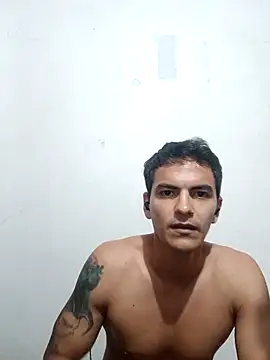 Snapshot of Heartsarm chatting on March 28, 2026, 4:41 pm Heartsarm online show from March 28, 2026, 4:41 pm