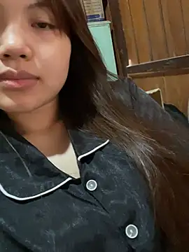 Snapshot of -Vaci- chatting on April 3, 2026, 1:01 am -Vaci- online show from April 3, 2026, 1:01 am