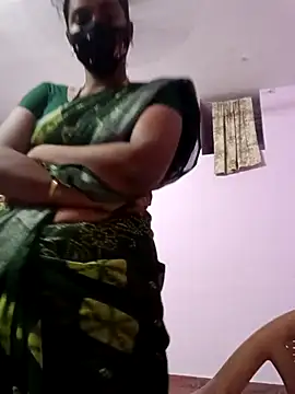 Snapshot of tamilratchasii chatting on May 3, 2026, 5:38 pm tamilratchasii online show from May 3, 2026, 5:38 pm