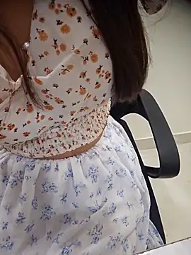 Snapshot of Cute_SnehaX chatting on March 27, 2026, 1:56 pm Cute SnehaX online show from March 27, 2026, 1:56 pm