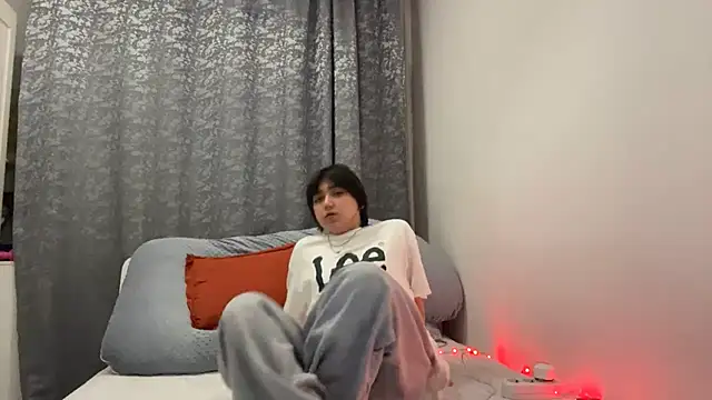 Snapshot of Malleq chatting on March 31, 2026, 3:03 pm Malleq online show from March 31, 2026, 3:03 pm