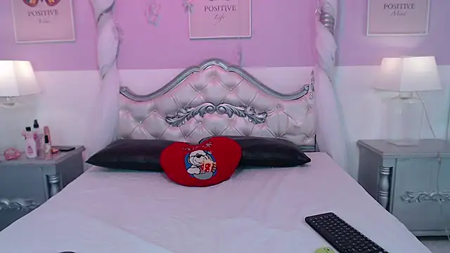 Snapshot of KimberlyBale chatting on May 16, 2026, 7:57 pm KimberlyBale online show from May 16, 2026, 7:57 pm