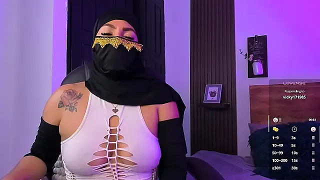 Nailea   online show from April 20, 2026, 2:36 am