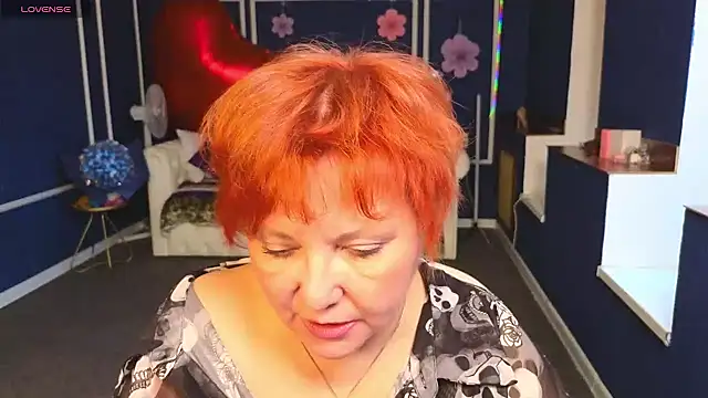 Kira Kingslee online show from April 23, 2026, 11:27 am