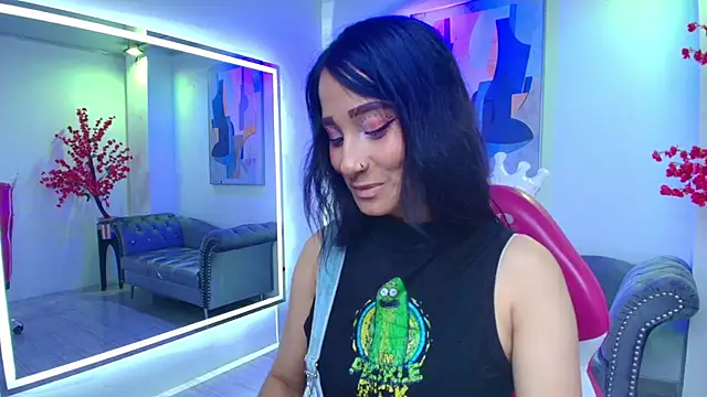Palmer foxx online show from May 26, 2026, 3:26 am