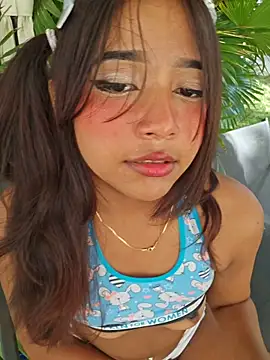 Pretty karol online show from June 15, 2026, 12:49 pm