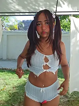 Pretty karol online show from June 11, 2026, 12:46 pm
