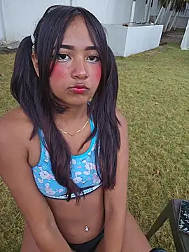 Pretty karol online show from June 6, 2026, 1:38 pm