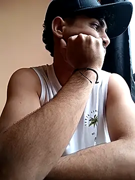 Snapshot of LucaColmal chatting on March 29, 2026, 8:54 pm LucaColmal online show from March 29, 2026, 8:54 pm