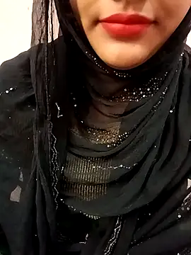 Miss Noor   online show from April 25, 2026, 7:22 am
