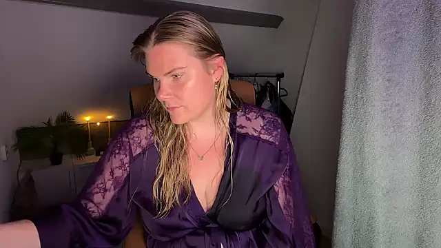 SexyBlondJoanna-Exclusief online show from May 20, 2026, 10:01 am