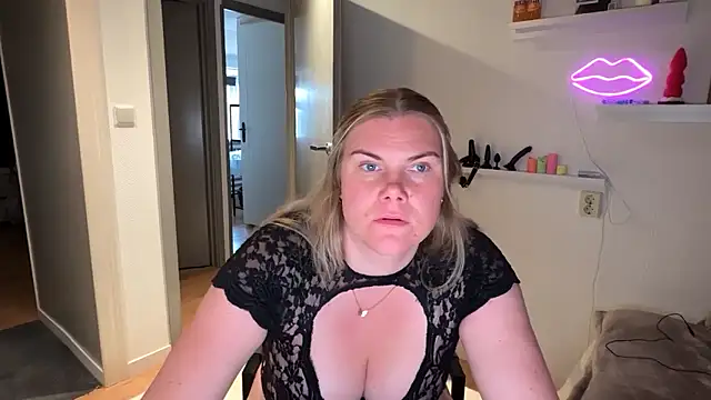 SexyBlondJoanna-Exclusief online show from May 16, 2026, 10:36 am