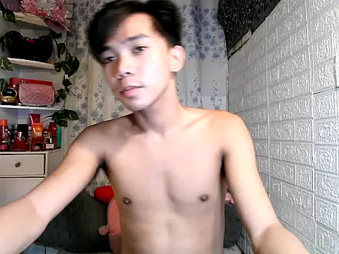 Asian Melx online show from August 3, 2026, 8:04 pm