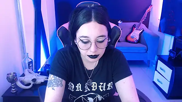 Snapshot of Nyxnocturne chatting on June 6, 2026, 12:10 pm Nyxnocturne online show from June 6, 2026, 12:10 pm