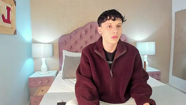 LephyStar online show from May 9, 2026, 3:43 am