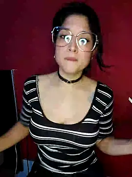 Steffanny2026 online show from April 11, 2026, 10:35 pm