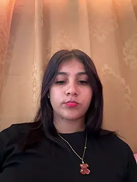 Snapshot of Eizul chatting on April 14, 2026, 4:12 pm Eizul online show from April 14, 2026, 4:12 pm