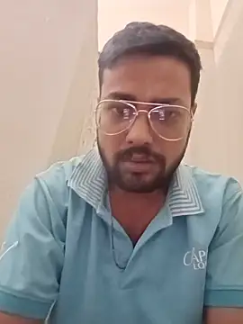 Snapshot of herochoclateboy chatting on May 27, 2026, 11:12 pm herochoclateboy online show from May 27, 2026, 11:12 pm
